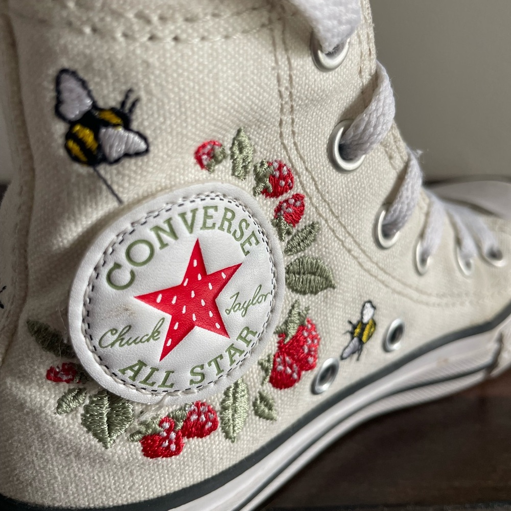 Converse Cream High-Tops with Floral and Bee Design - Picture 1 of 7